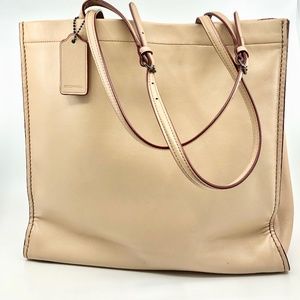 COACH Carry Tote Bag